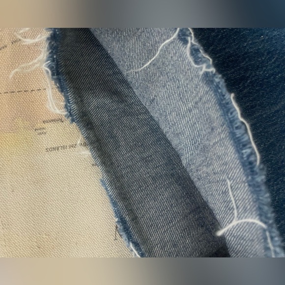 Abercrombie & Fitch High Rise 90s Relaxed Jean - Picture 16 of 16